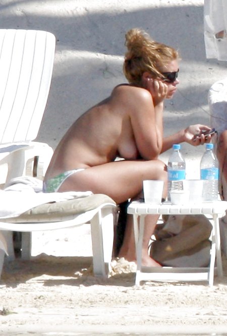 Billy Piper hot nude