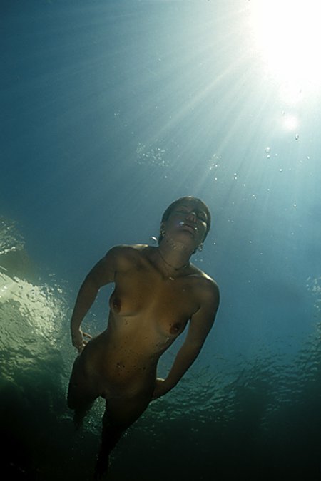 Girls under water naked
