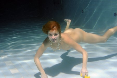 Girls under water naked