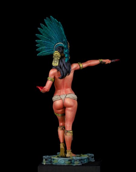 Chronos Miniatures Priestess