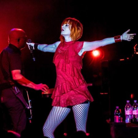Shirley Manson is hot