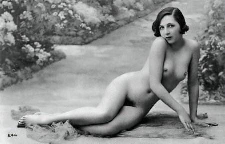 Naked women of the past