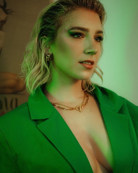 SMOSH COURTNEY MILLER FEET