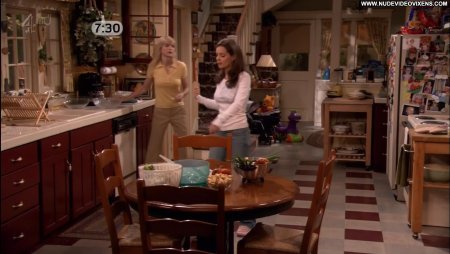 Courtney Thorne Smith Sideout