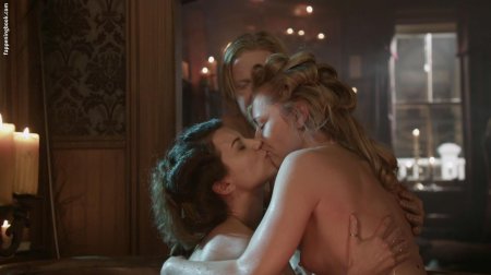 Elizabeth King Erotic photos