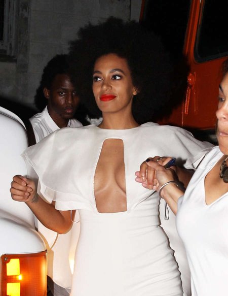 Solange Noules naked