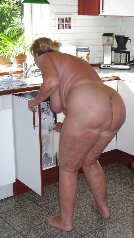 Fat Grennie Matur Kitchen