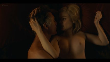 Bella Hitkot Erotic scenes