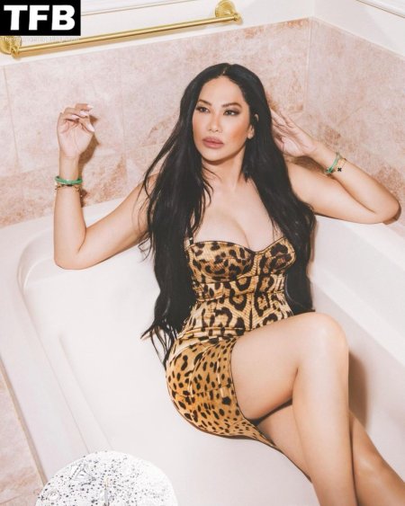 Kimora Lee Simmons Naked