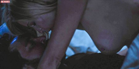 Kelly Rilely Naked Yellouston