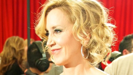 Felicity Huffman now