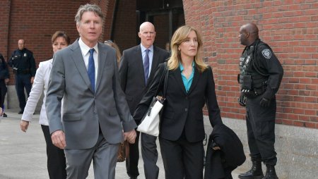 Felicity Huffman with her husband