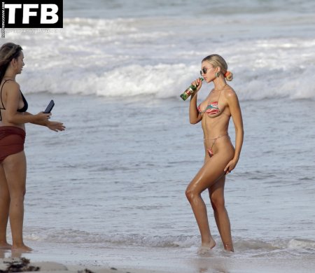 Naked boobs Gabby Epstein