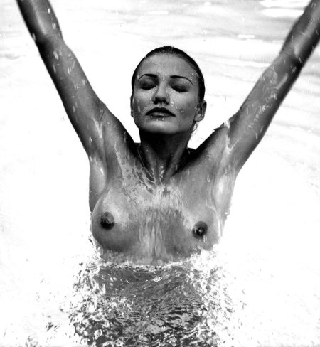 Cameron Diaz Naked photo shoot