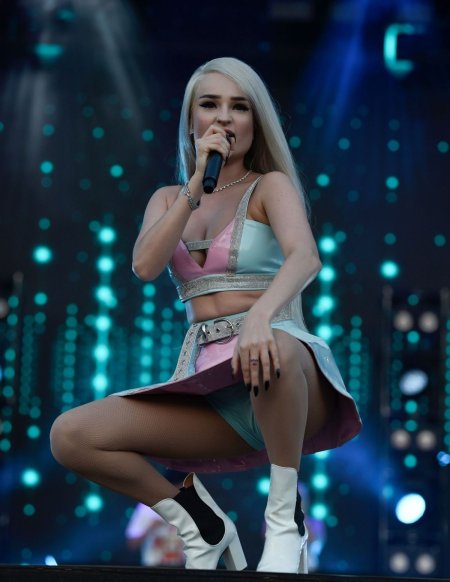 Kim Petras 18
