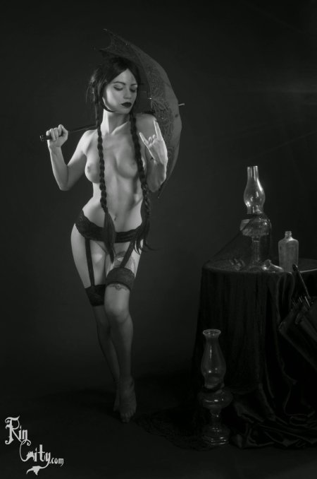 Wensdi Addams cosplay nude