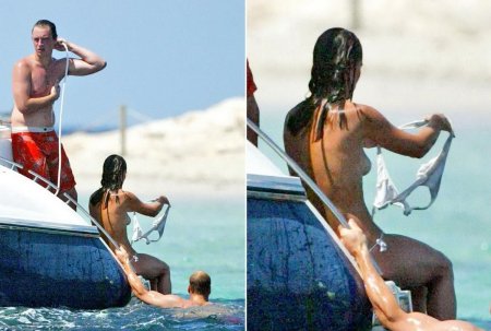 Photo by Kate Middleton Topless