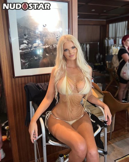 Zienna Sonne 2022 Naked