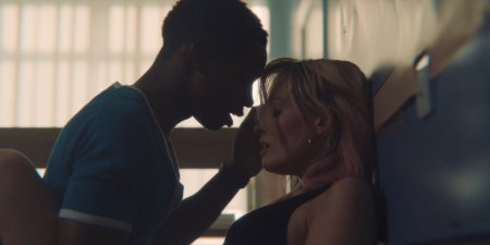 Emma Mackey bed scenes