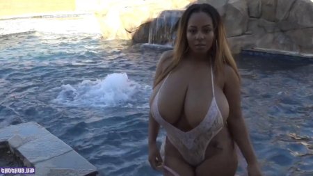 Stephanie Nelson Persephanii halo naked