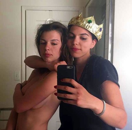 Julia fox intimate photos