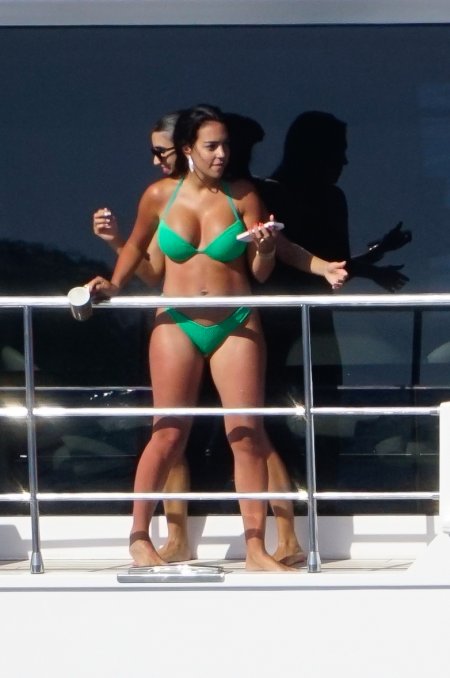 Georgina Ronaldo 18 +