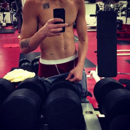 Justin Bieber photo in the mirror