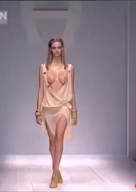 Erotic screening of models