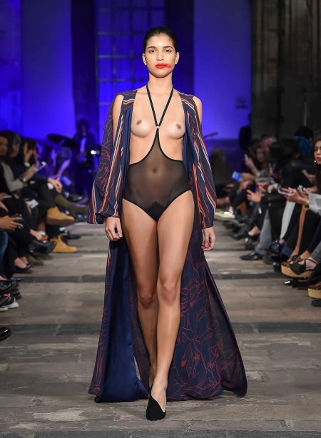 Show of erotic linen