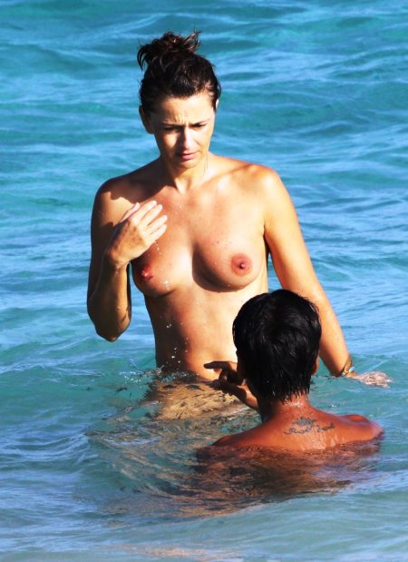 Paulina Porizkova photo topless