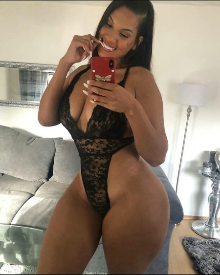 Porn actress Amirah dyme Naked ass