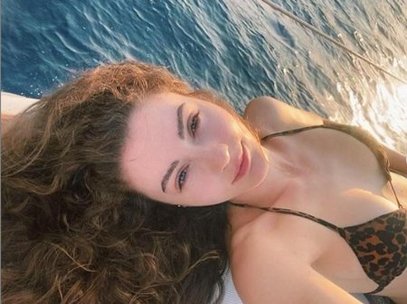 Turkish actress Burdzhu Ozberk