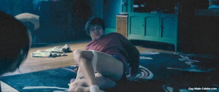 Tom Holland is completely naked