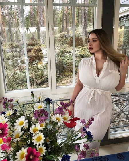 Queen Paraskeva Big Tits