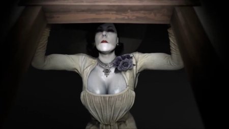 Resident Evil 8 Lady Dimitrescu +18