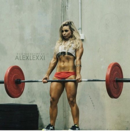 Stefani Sanzo Fitness