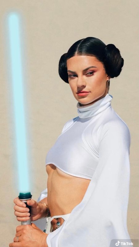 Hannah Stocking drain