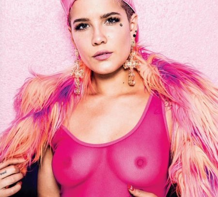 Halsey singer Nude