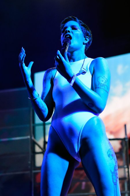 Halsey singer