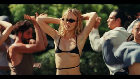 Lily Rose Depp Topless