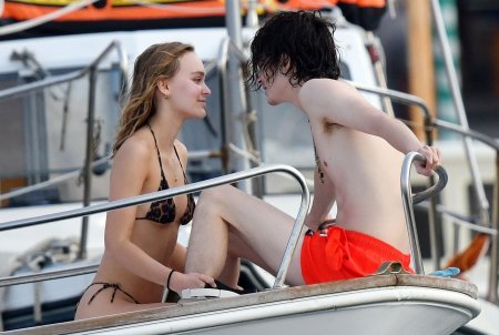 Lily-Rose Depp Paparazzi 2022