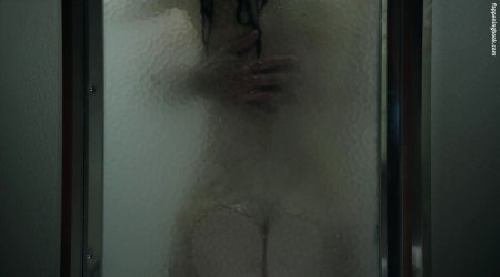 Emmy Rossam shameless naked