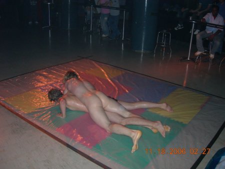 Show naked struggle public