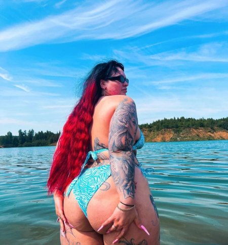 Natalia Goncharova from boys18+