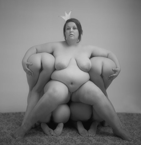 Very thick naked women