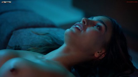 Melissa Barrera Tits