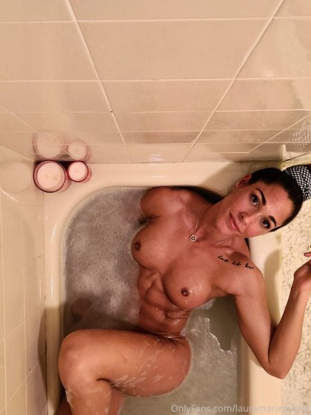 Laura Marie Masse drain Fancy without a nude swimsuit