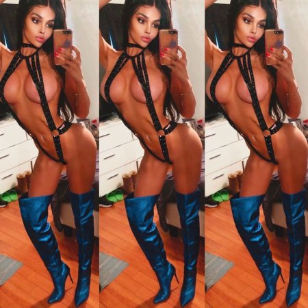 Eriana Blanco drain naked