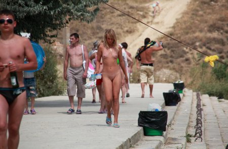 Walk naked at the resort