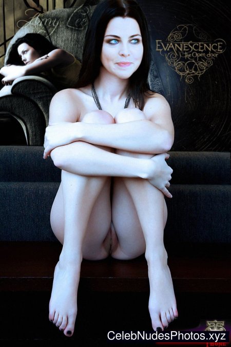 EvanesCense porn actress